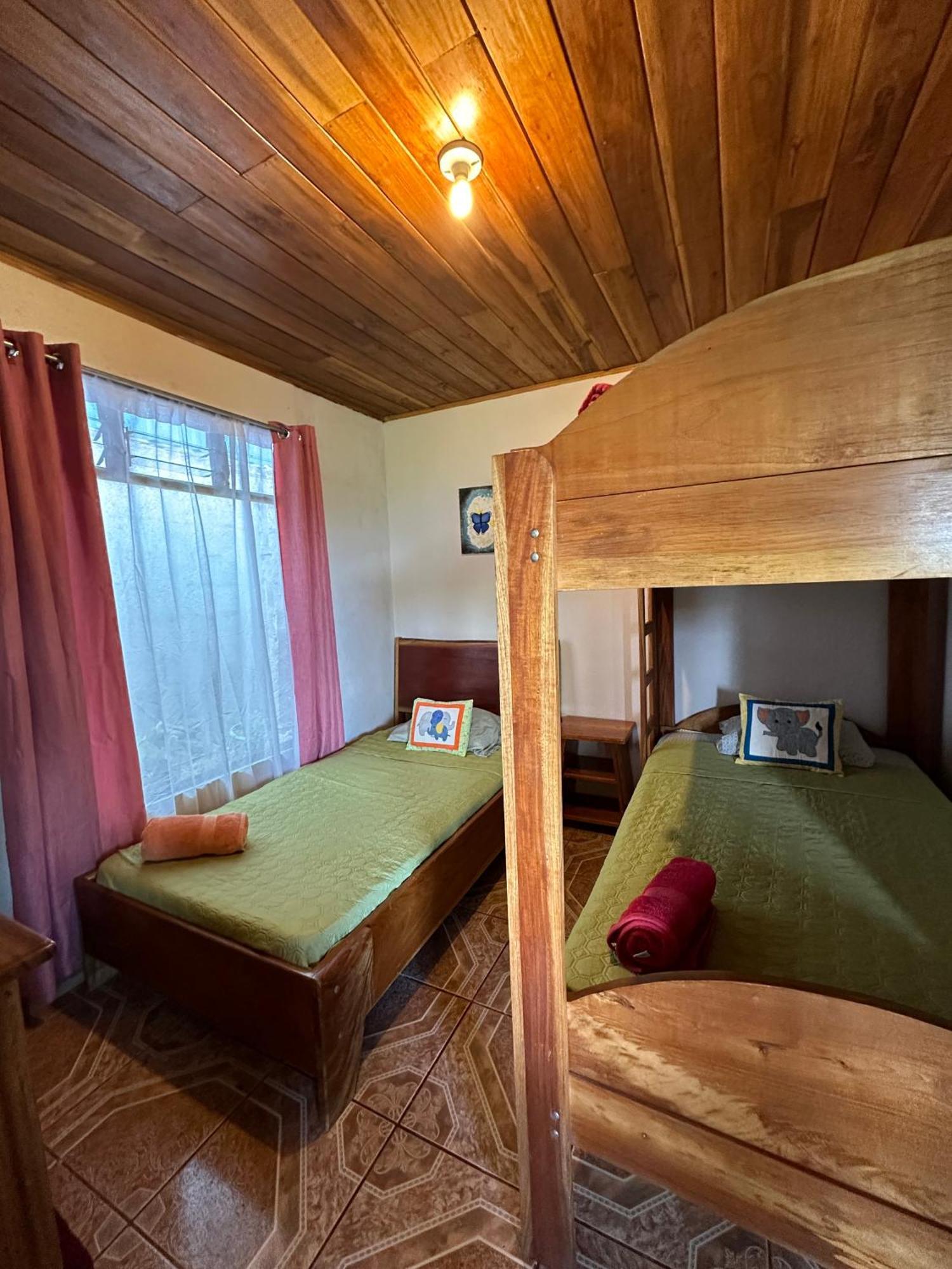 Lidia'S Mountain View Vacation Homes Monteverde ภายนอก รูปภาพ