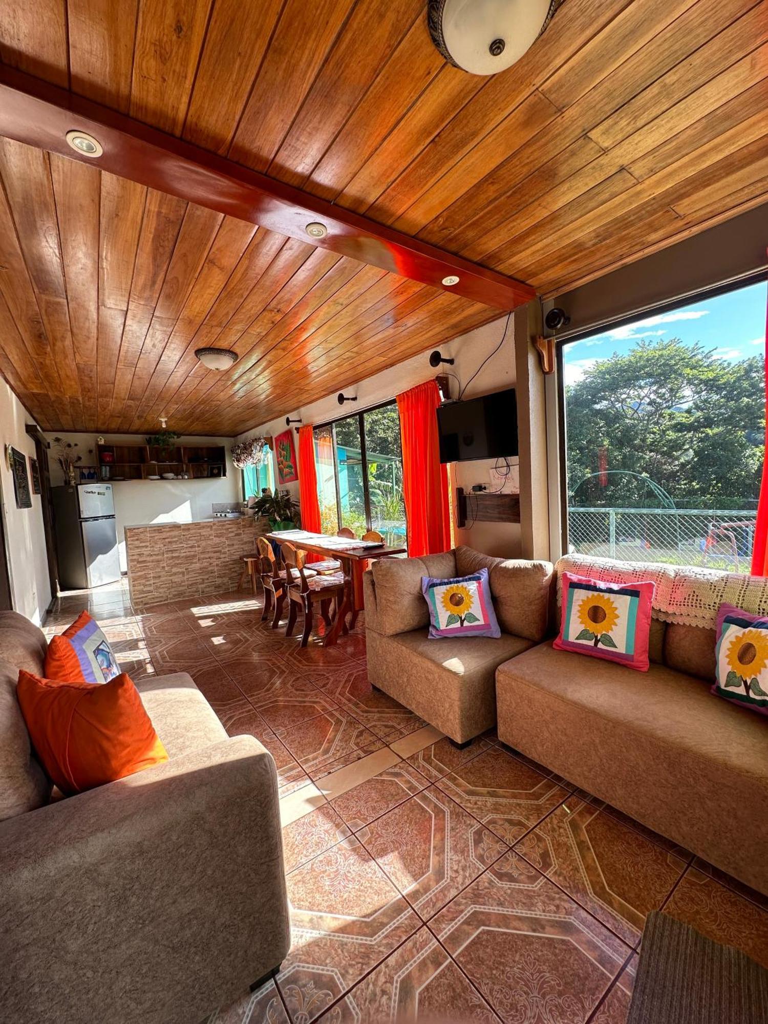 Lidia'S Mountain View Vacation Homes Monteverde ภายนอก รูปภาพ